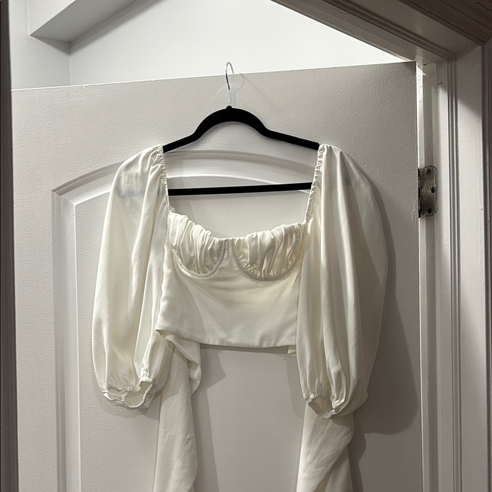 Elegant White Puff Sleeve Top